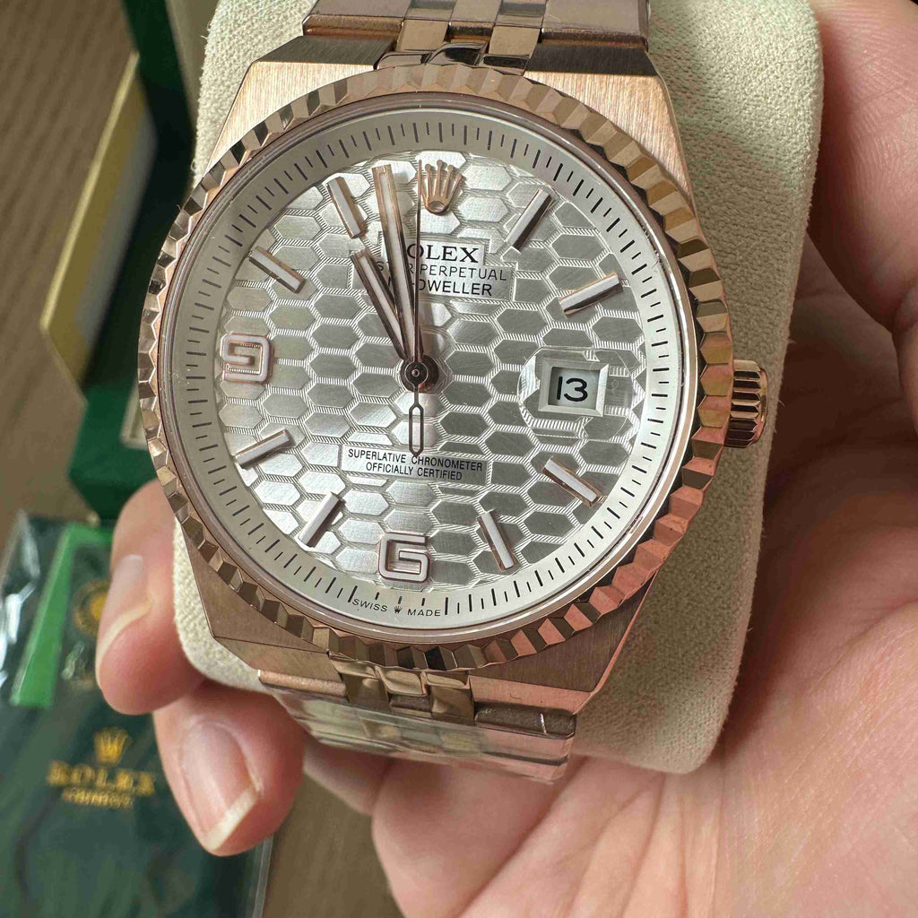 ROLEX Land-Dweller 40