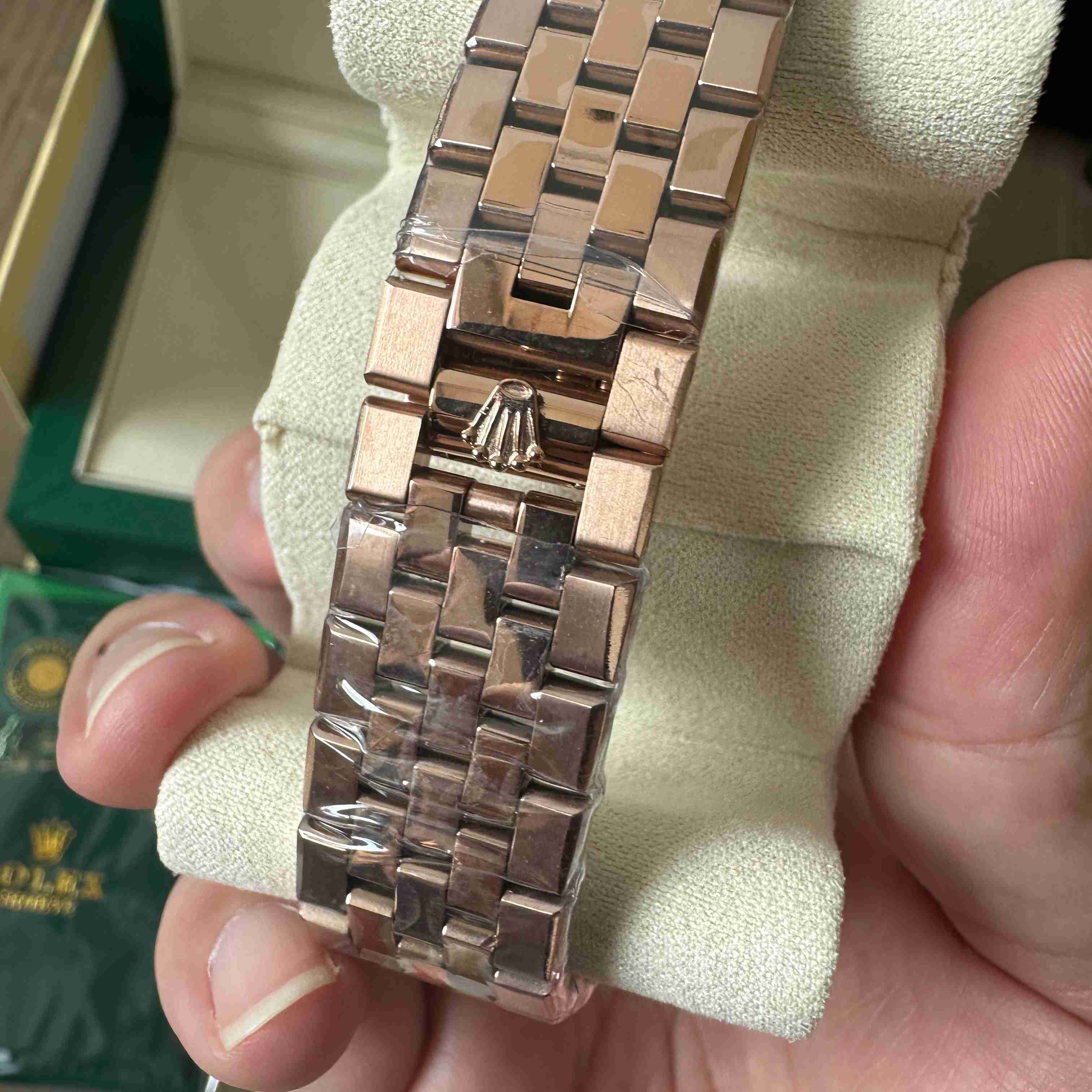ROLEX Land-Dweller 40